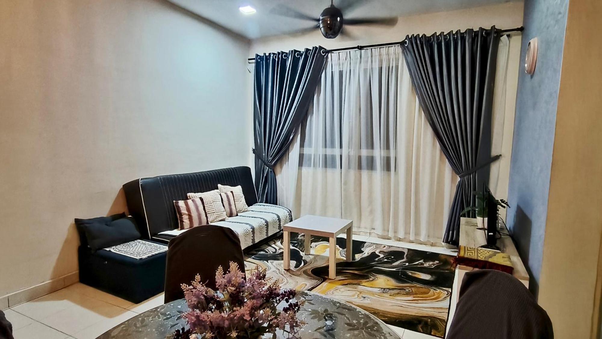 Leezahomestay Bayan Lepas Exterior photo